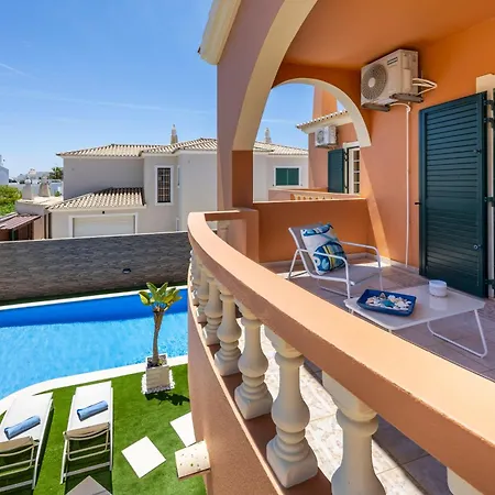 Casa Sunrise * Lagos